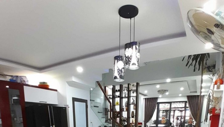 ♣ Mặt Tiền Ngô Huy Diễn gần Cầu Hoà Xuân, 112m2, 3 mê, hiện đại, nhỉnh 8 tỷ