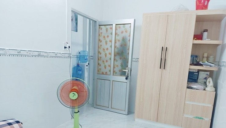 Bán nhà riêng mặt tiền 61m2 ngag 4 nở hậu  sát Lê Văn Qưới  Bình Tân chỉ 5.9 tỷ