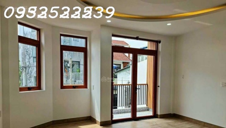 Quá đẹp! Bán Nhà 4 tấm mới 100% đường Nguyễn Thượng Hiền 4.5x16m, 5 PN. Có thang máy