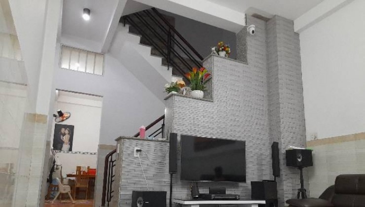 Bán nhà Mặt Tiền, (4.2 x 17.6), 75m2 x 4 Tầng, Miếu Gò Xoài, Bình Tân, 7.7 Tỷ TL