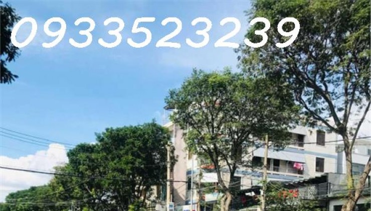 Mặt tiền đường kinh doanh 30m đối diện GS25 gần trường ĐH Văn Lang 4.2x20m 3TẤM