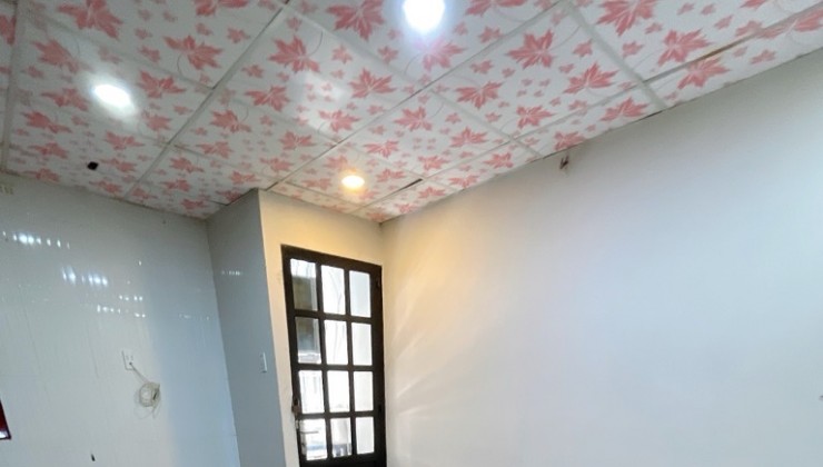 Nhà Bán Hẻm 82 Lý Chính Thắng Quận 3 , 30m2, 4 Tầng , 3Pn  . hẻm thông Giá 3 tỷ 8