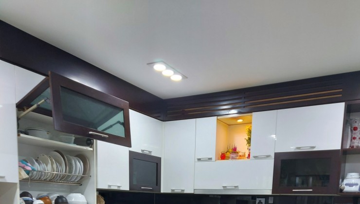 Ngộp 5 tỉ—Trường Thọ—Thủ Đức—130m2(5x26)—Hẻm Xe Hơi—Khu Dân Trí Cao—Khu Vực Không Có Căn Thứ 2