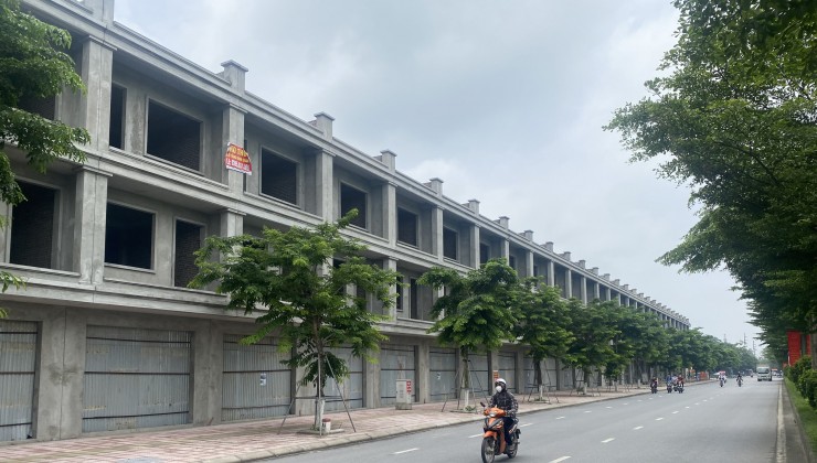 chính chủ bán shophouse làn 1 mặt đường nguyễn văn cừ phù khê -từ sơn