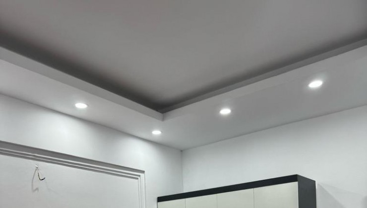 Bán nhà Định Công Thượng 4Tx32m2,gần phố,tiện ích vô vàn,ô tô gần nhà 5.5 tỷ