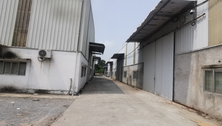 Bán gấp Nhà Xưởng 10000m2 KCN Yên Nghĩa, full nhà, sẵn sổ, giá 13tr m2