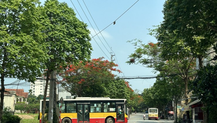 CHỈ VỚI 870 TRIỆU SỞ HỮU NGAY LÔ ĐẤT SAU TRƯỜNG ĐẠI HỌC, ĐƯỜNG THÔNG, Ô TÔ VÀO NHÀ-0973851566