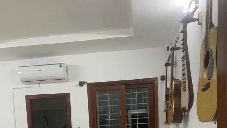 gấp bán nhà 140m2,Hxh,Nhà 3 Tâng,4PN,Phước Long A,Thủ Đức,6.5  tỉ