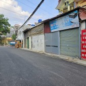 Chính chủ cần bán gấp lô đất tặng nhà cấp 4 mặt đường chính Tả Thanh Oai.