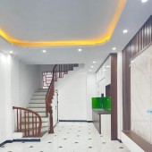 Nhà mặt tiền 42m2, 4 tầng, TT Văn Điển, Thanh Trì