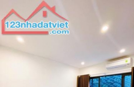 CHỈ 3.x TỶ - BÁN NHÀ ÂU CƠ, TÂY HỒ: 35M2 x MT 5m, Siêu phẩm ô tô tránh đỗ