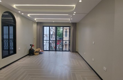 Lý Nam Đế 7 Tầng Thang Máy Lô Góc 2 Mặt Tiền 70M2 -27 Tỷ - Ô TÔ Tránh Đỗ Quay Đầu