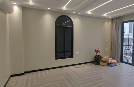 Lý Nam Đế 7 Tầng Thang Máy Lô Góc 2 Mặt Tiền 70M2 -27 Tỷ - Ô TÔ Tránh Đỗ Quay Đầu