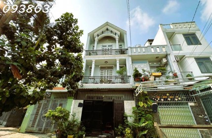 Bán ngôi nhà HXH Q.12 căn nhà 3 Tầng. 80m2. giá bán Nhỉnh 4 Tỷ
