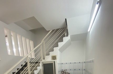 Bán nhà mặt tiền. Bình tân. giá chỉ 6.99 tỷ TL