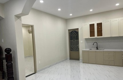 BÁN GẤP NHÀ BÌNH THANH - HẺM XE TẢI TRÁNH - NHÀ MỚI DỌN VÀO Ở NGAY - 17 TỶ THƯƠNG LƯỢNG