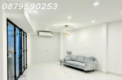 30M2 4 PN 3 TẦNG TẶNG HẾT NỘI THẤT XỊN GIÁ CỰC TỐT 1 XE HƠI ĐẬU TRONG NHÀ