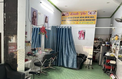 Sang tiệm nail – tóc nữ tại 81 Đường 138, Tân Phú, Q9.