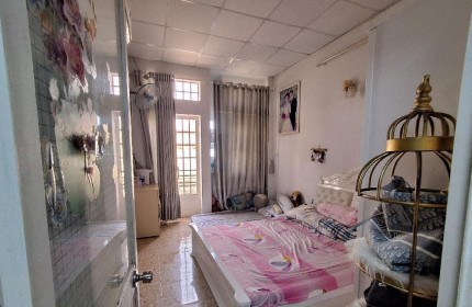 - NHỈNH 4 TỶ 3 TẦNG - MẶT TIỀN ĐƯỜNG VỊ TRÍ ĐẮC ĐỊA -VỪA Ở VỪA KINH DOANH - F.TÂN QUY - QUẬN 7