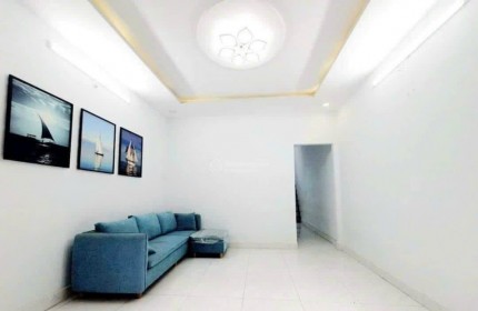 Bán nhà C4 40m2 có gác, gần Vincom Q9, phường Tăng Nhơn Phú B, chỉ 3 tỷ