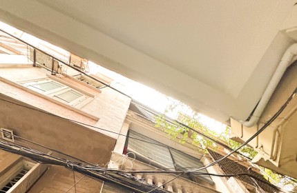 Phân lô, Ô tô đỗ, Học viện An Ninh, ̉DT61/63m2, 4 tầng, Giá nhỉnh 7.2 tỷ.