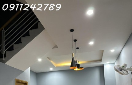 [PHÚ HỮU, QUẬN 9 GẦN Q2] BÁN NHÀ 4 TẤNG ĐƯỜNG NHỰA 10m, XE HƠI 7 CHỖ VÀO NHÀ, SỔ RIÊNG HOÀN CÔNG, GIÁ CỰC TỐT