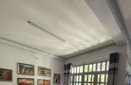 Cực Hiếm Giá Tốt ! Phan Ngữ P.Đakao Q1
2 Mặt Hẻm 7,6 x 11m ( 78m )