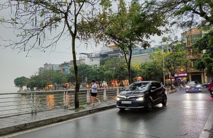 Vị trí có 1-0-2! Nhà phố Thuỵ Khuê, view Hồ Tây, sát phố, sổ phân lô, ô tô, 43mx5T, nhỉnh 10 tỷ