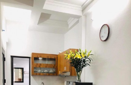 NHÀ ĐỘI CẤN -  KINH DOANH HOMESTAY HOẶC AIRBNB - 4 PHÒNG NGỦ, NỘI THẤT CAO CẤP, CÓ THANG MÁY