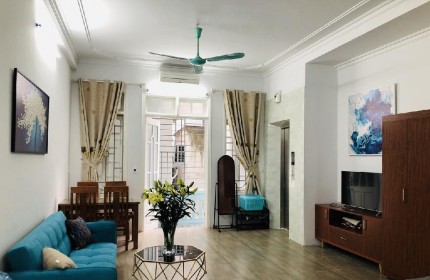 NHÀ ĐỘI CẤN -  KINH DOANH HOMESTAY HOẶC AIRBNB - 4 PHÒNG NGỦ, NỘI THẤT CAO CẤP, CÓ THANG MÁY