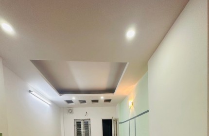 BÁN NHÀ PHÙNG CHÍ KIÊN, Ô TÔ VÀO NHÀ, 60M2 CHỈ 9.3 TỶ