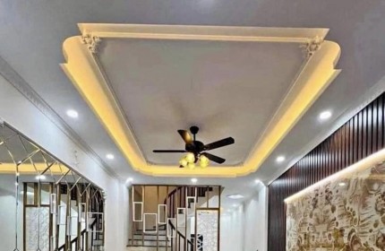 BÁN NHÀ PHẠM VĂN ĐỒNG 48m2x5TẦNG GIÁ CHỈ 7,2 TỶ -NHÀ DÂN XÂY - 5 TẦNG CHẮC CHẮN - SỬA CHO THUÊ CCMN CỰC ĐẸP - VỊ TRÍ ĐẸP GẦN PHỐ - Ở CŨNG THÍCH