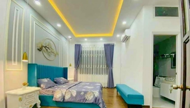 Bán nhà hẻm 135 Nguyễn Hữu Cảnh, 60m2, 5T giá 13 tỷ 500 còn thương lương Mạnh