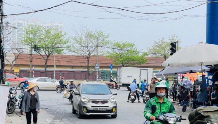 Hạ chào 1tỷ nhà ngõ 897 Giải Phóng Hoàng Mai 61m Vỉa hè ôtô tải tránh kinh doanh chỉ 11tỷ8