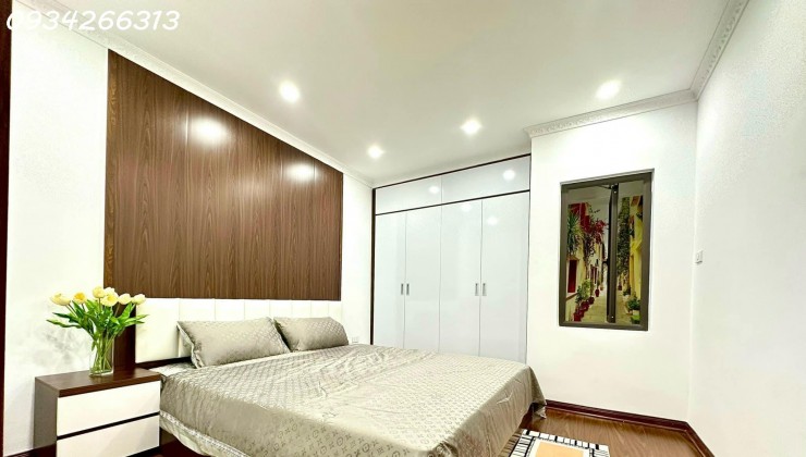 Bán nhà đẹp cạnh Hồ Tây phố Trích Sài Tây Hồ 45m2 5tầng nhỉnh 6tỷ cực hiếm, siêu rẻ