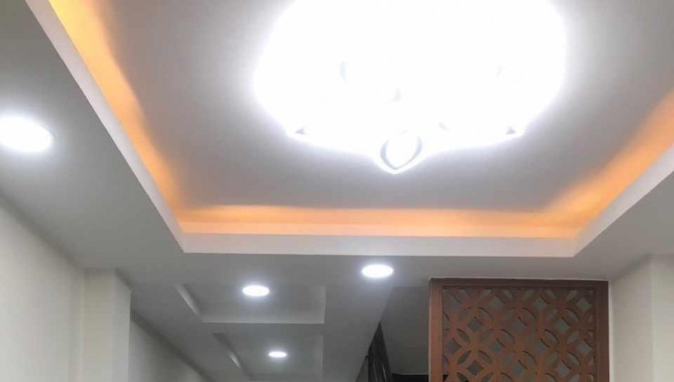 Bán nhà đẹp, mặt tiền khu vip Tân Kiểng Quận 7, 42m2, 4 tầng chỉ 7 tỷ
