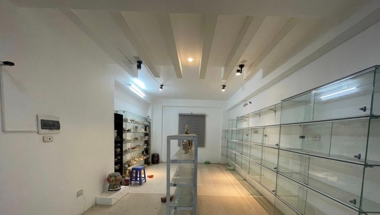 VIP!! PHÂN LÔ Ô TÔ TRUNG TÂM 15 CẦU GIẤY - Phùng Chí Kiên 50M2 ,6 TẦNG THÔNG SỐ VÀNG,VĂN PHÒNG ĐỈNH