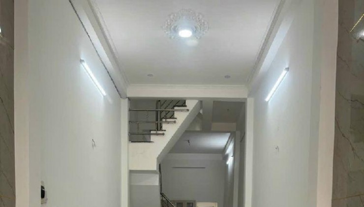 Mặt tiền kinh doanh đường Huỳnh Tấn Phát, sát chợ Phú Xuân- 4 tầng 59m2, 5 phòng ngủ  8.6 TỶ