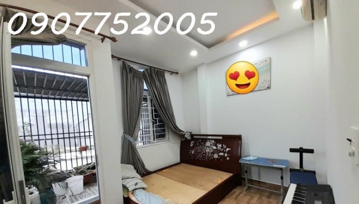 GẤP LẮM RÔI - HẺM XE HƠI - LÃ XUÂN OI - 3 TẦNG CHỈ 5 TỶ TLCC