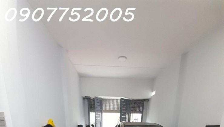 GẤP LẮM RÔI - HẺM XE HƠI - LÃ XUÂN OI - 3 TẦNG CHỈ 5 TỶ TLCC