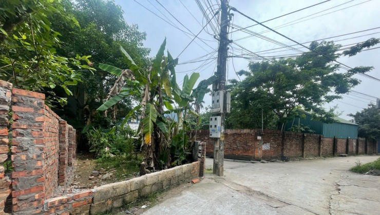 CC gửi bán lô 53.1m2 Phú Nghĩa, giá 1.x tỷ, lô góc, ô tô tránh