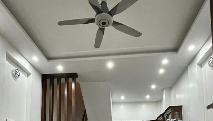 CẦN THANH KHOẢN CĂN NHÀ QUAN THỔ, 37M2, 4 TẦNG, DÂN XÂY CHẮC CHẮN, BA GÁC ĐỖ CỬA, TRƯỜNG CHỢ CẠNH NHÀ, NGÕ THÔNG KINH DOANH ÁC LIỆT, KHU VỰC DÂN TRÍ