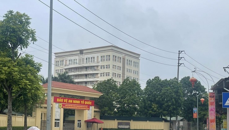 CC gửi bán lô đất 70.5m2, Đông Phương Yên, lô góc, ô tô, ngõ thông, giá chưa đến 1 tỷ.