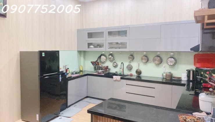 NHÀ ĐẸP 3 TẦNG - PHƯỚC LONG B - CHỈ HƠN 7 TỶ