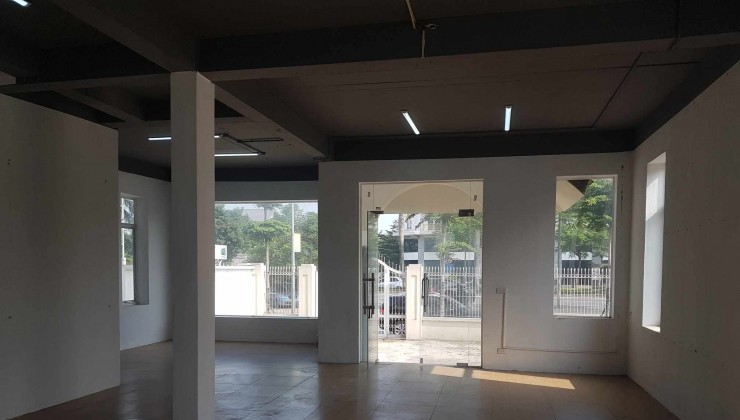 Cho thuê gấp nhà Đền Lừ 65m2, 6T, thang máy, nhà mới nguyên, thông sàn ô tô giá 25tr