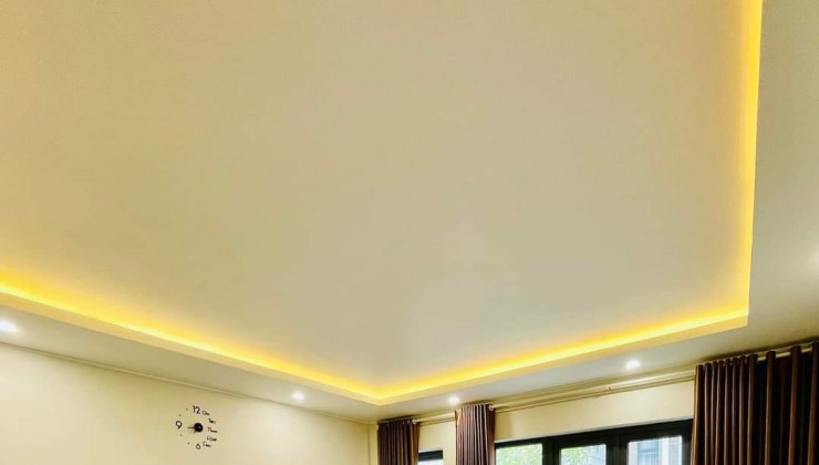 Bán Gấp! Nhà Vip Quận Hai BÀ Trưng, Phố Trương Định, 101m x 5T. Giá 29 tỷ