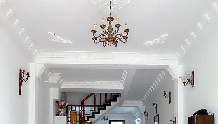 Bán nhà 4 tầng hà Quang 2 đối diện công viên