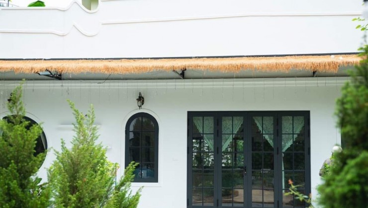 Cc gửi bán 790m2, x tr/m2,  tại Tiên Lữ, Tiên Phương, hiện tại đang kinh doanh Villa Nghỉ Dưỡng, dòng tiền sau khi trừ chi phí, trung bình đạt