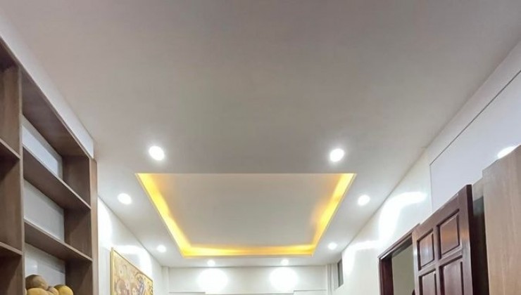 CỰC HOT!Nhà phố Hoàng Văn Thái,Thanh Xuân, ngõ thông,ôtô đỗ cổng,55m2 nhỉn 5 tỷ