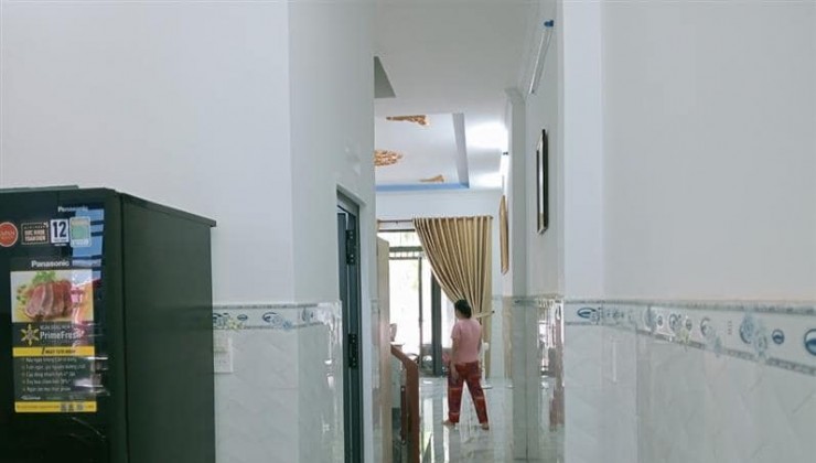 Bán Nhà 2 Tầng 65m2 Tại Đường Hoàng Hữu Nam, Quận 9 - Chỉ 4.X Tỷ